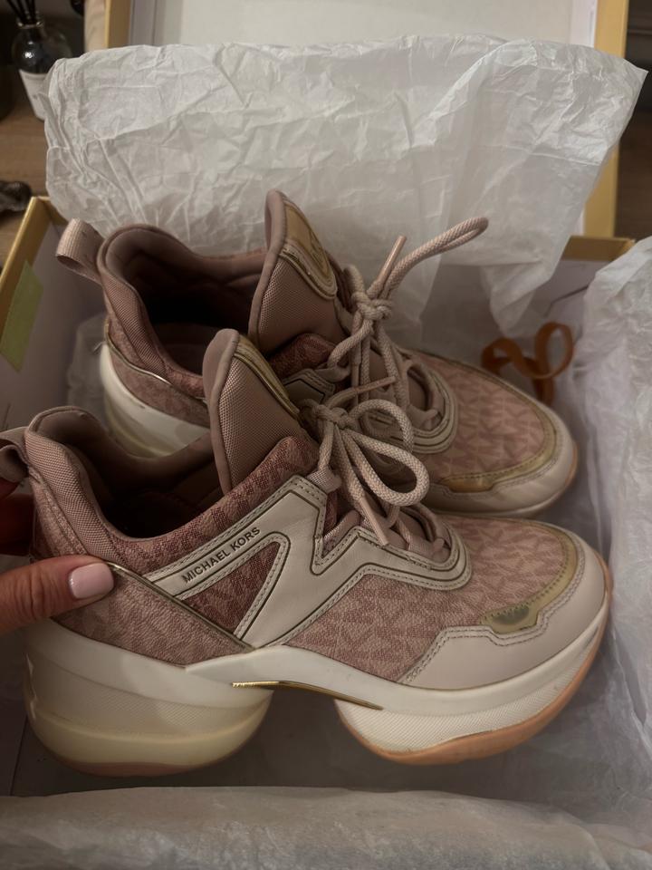 Кроссовки Michael Kors