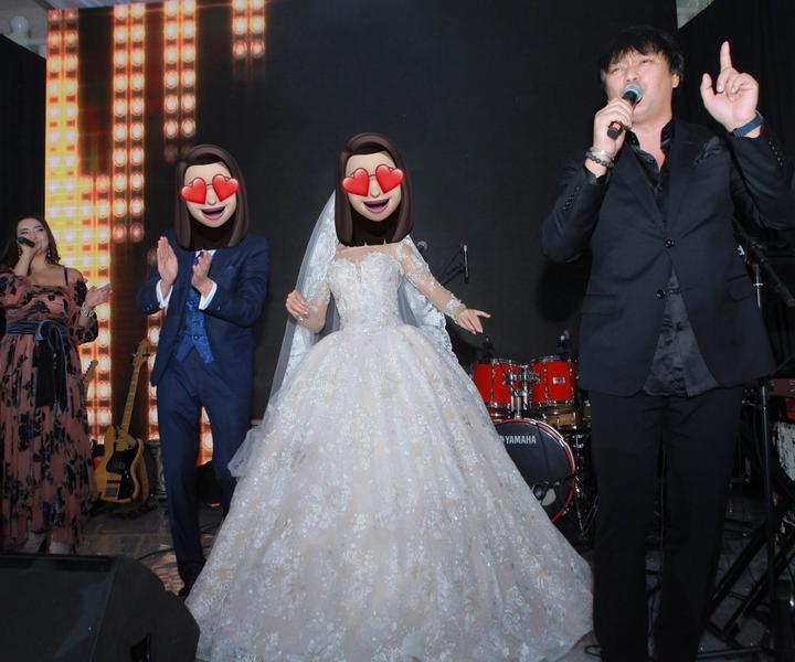 Шикарное свадебное платье