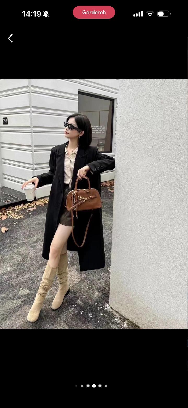 Кожаная сумка в стиле miu miu