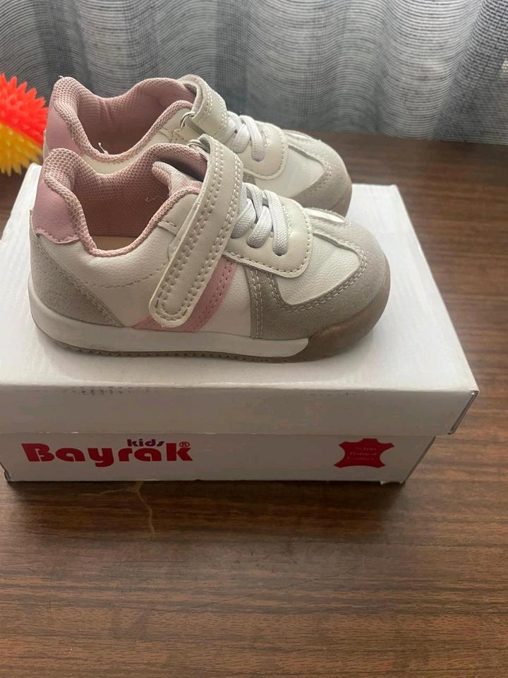 Кросовки на девочку