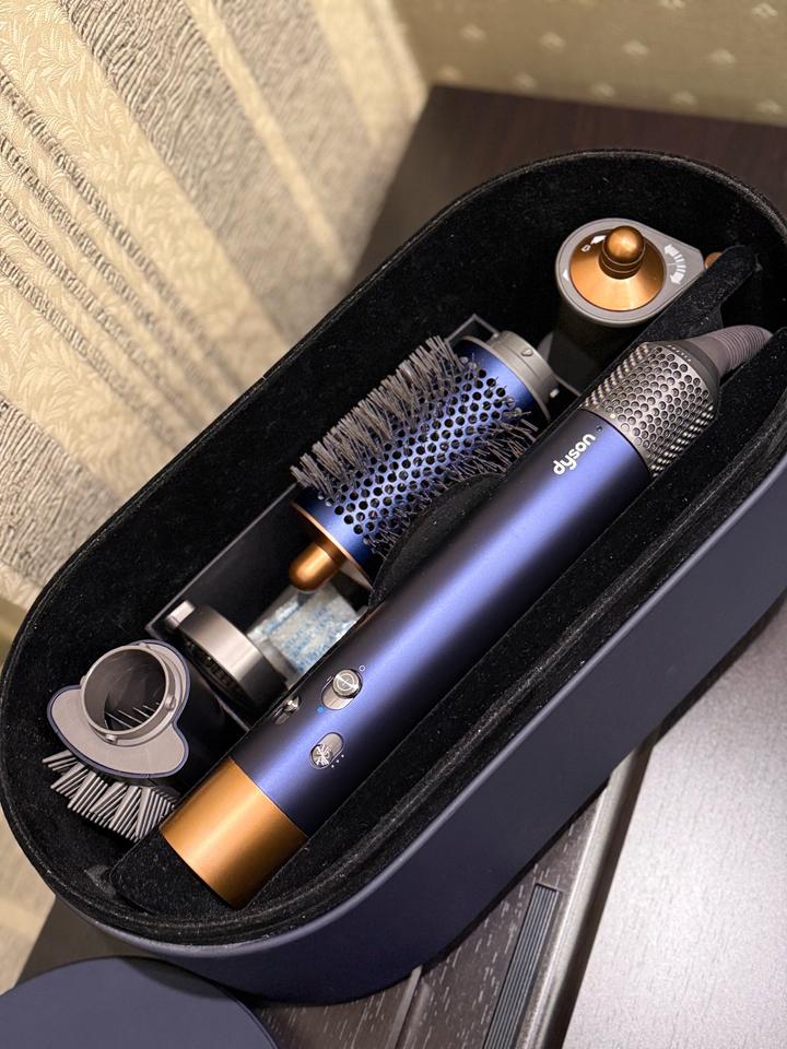 Dyson airwrap complete long volumise