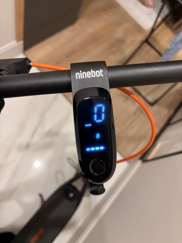 Электросамокат Ninebot F2 Pro черный