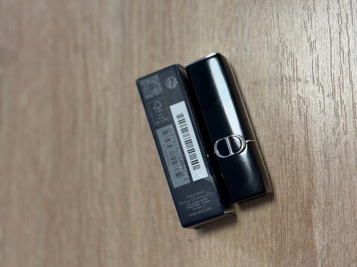 Rouge Dior Couture Colour Lipstick , батч код на фото