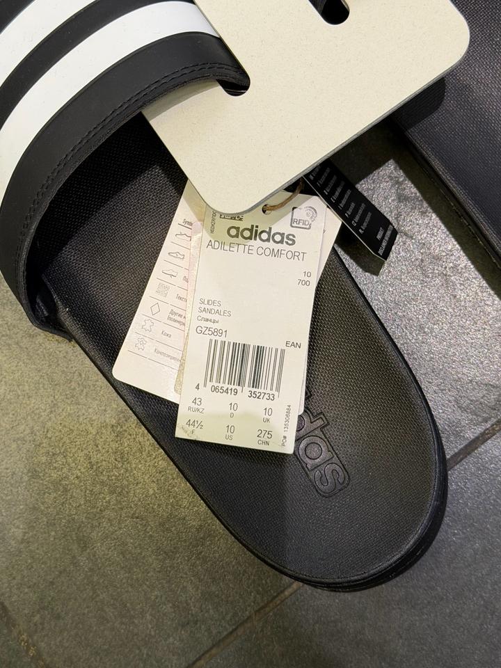 Шлепанцы adidas