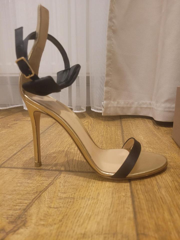 Босоножки Gianvito Rossi