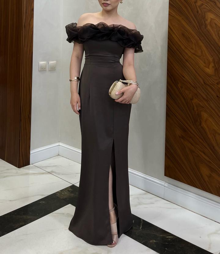 Коричневое вечернее платье