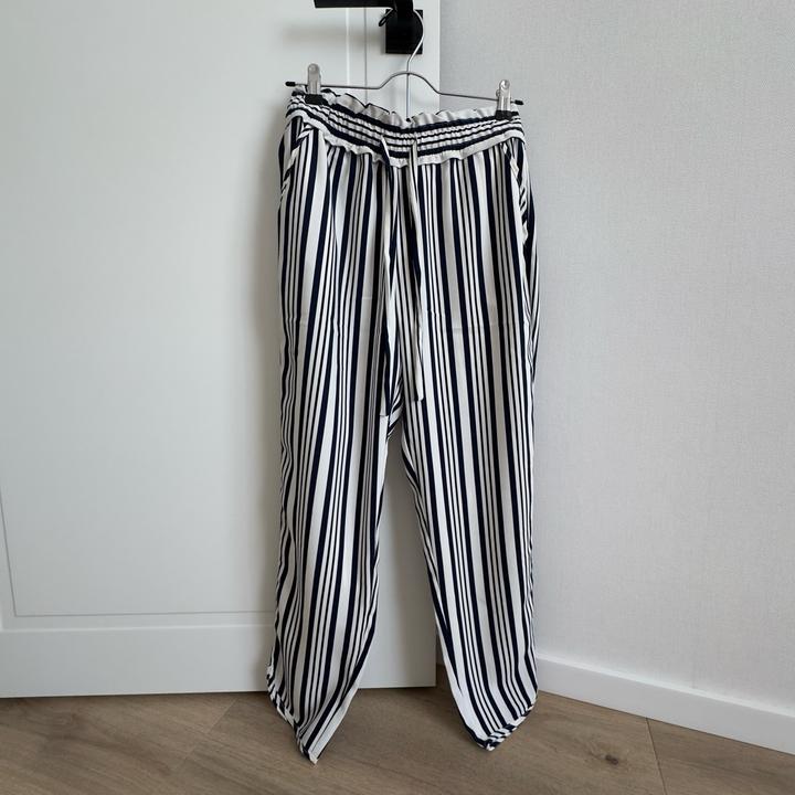 Брюки Zara