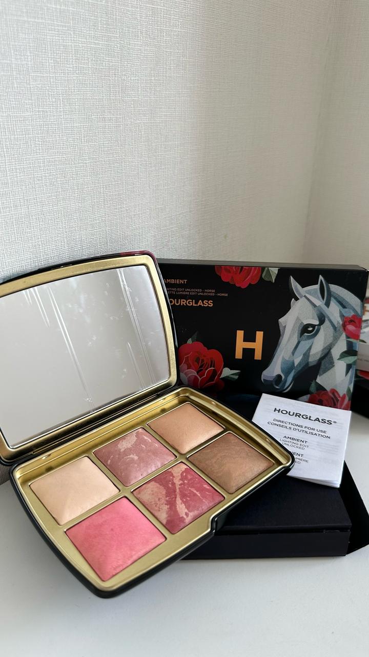 1:1 палетка Hourglass Horse Лошадь