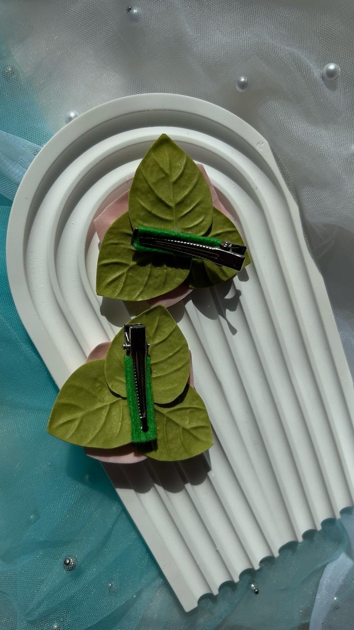 Заколки для волос