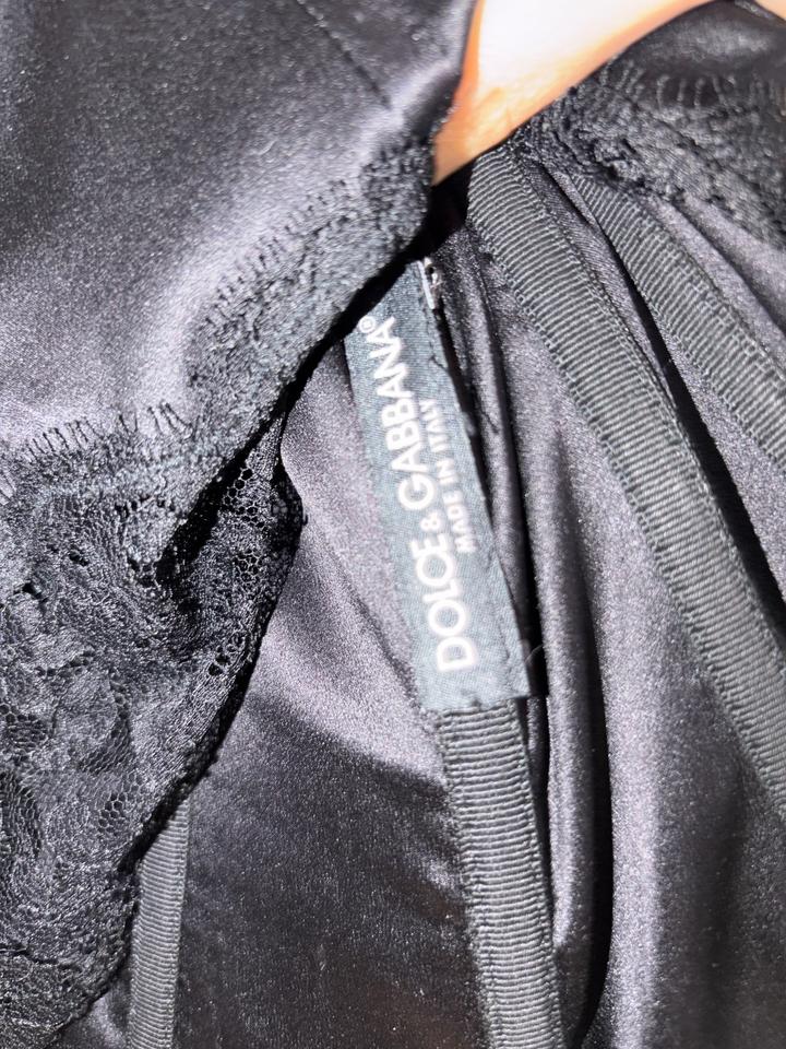 Топ Dolce Gabbana