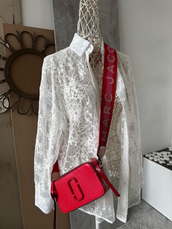 Сумка Marc Jacobs Snapshot — statement в красном