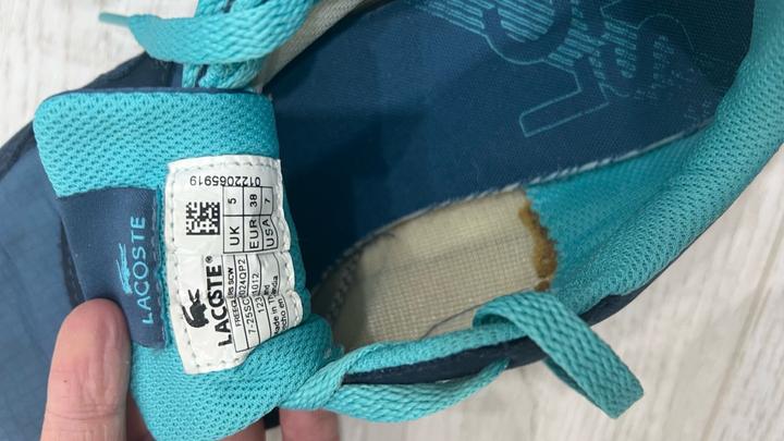 Продаются кроссовки