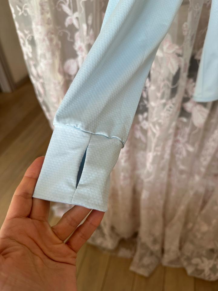 Спортивная ветровка