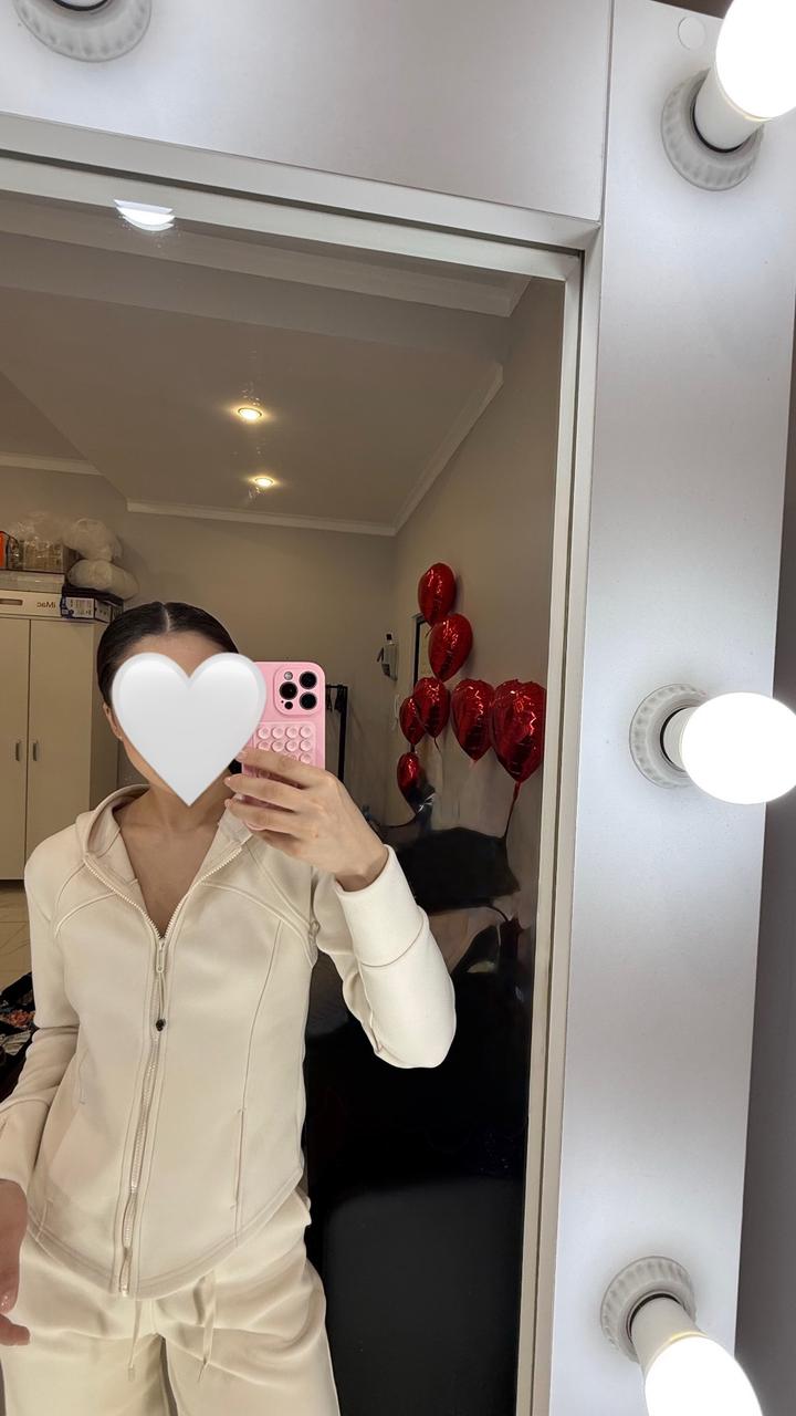 Двойка спортивная бежевая