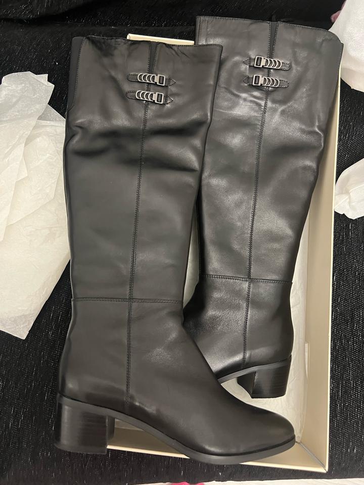 Продаются новые демисезонные сапоги