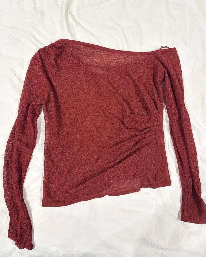 4 топа Zara, Stradivarious