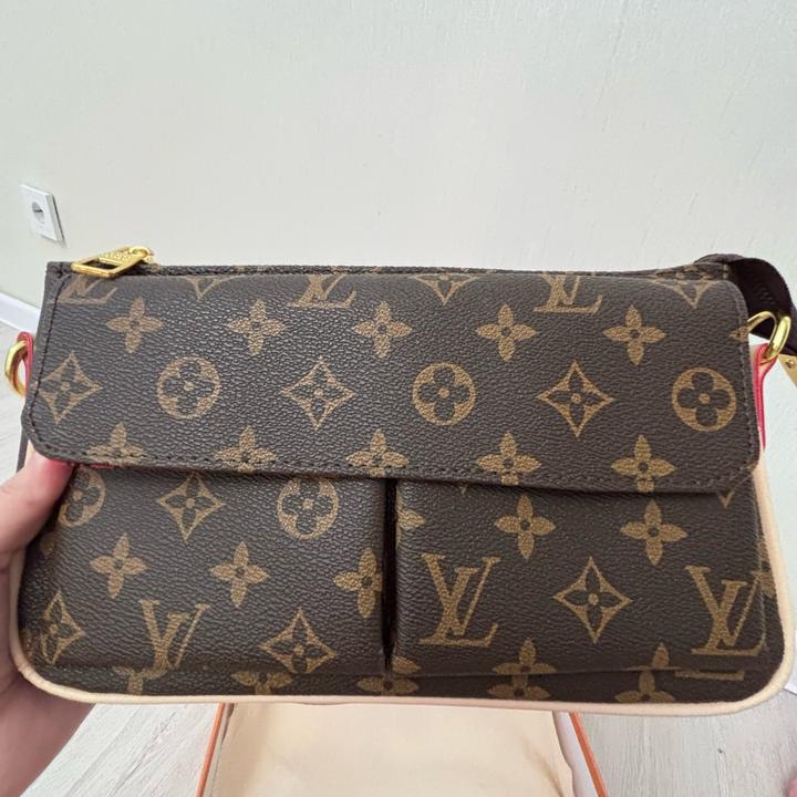 ✨ Louis Vuitton Crossbody ✨