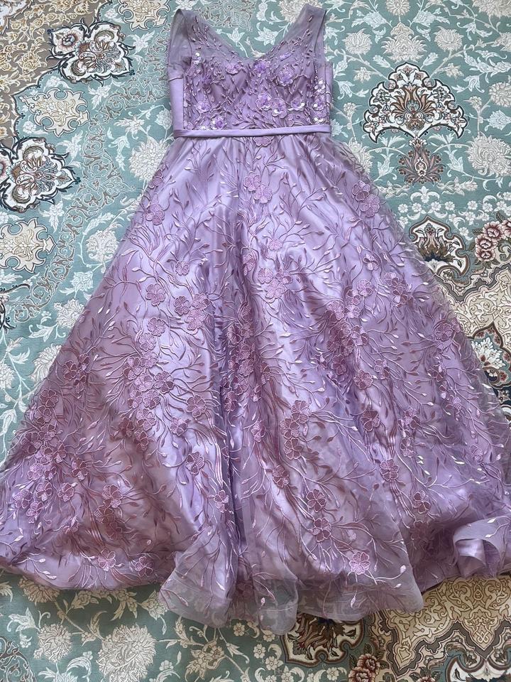 Вечернее платье