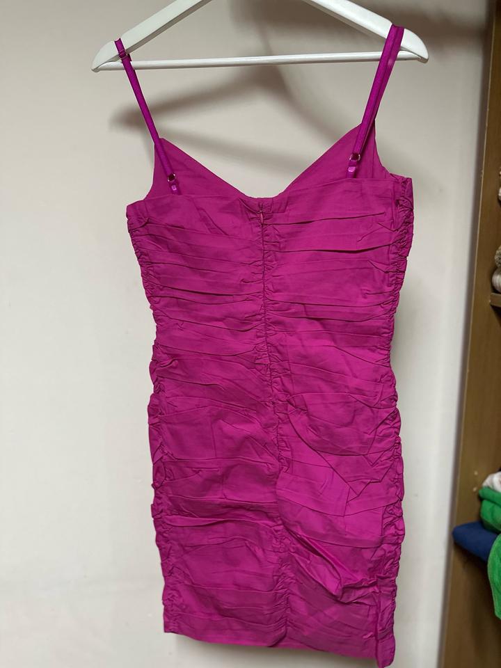 Розовое платье Rinascimento (Italy)