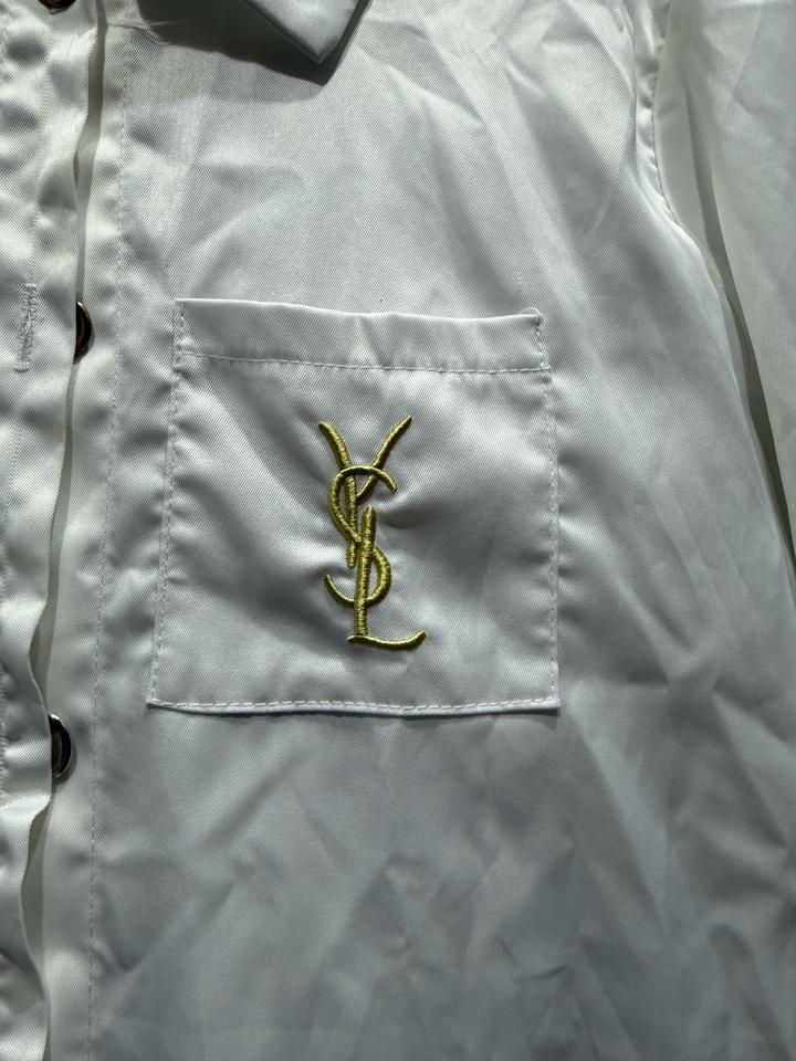 Белая рубашка