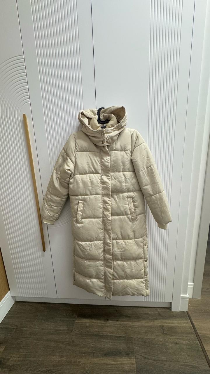 Куртка пальто зимние.