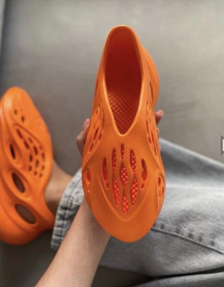 Yeezy adidas