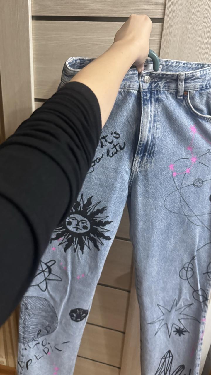 Джинсы BERSHKA