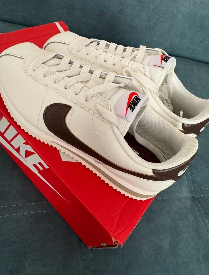 Продам nike cortez