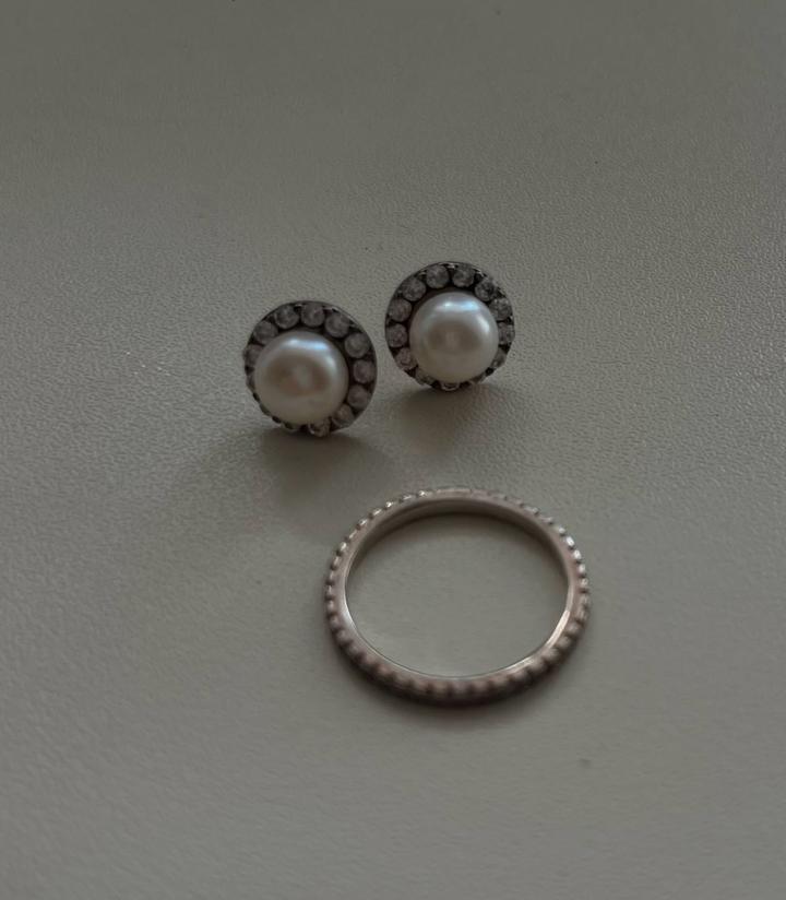 Продам срочно набор из серебра 925 пробы