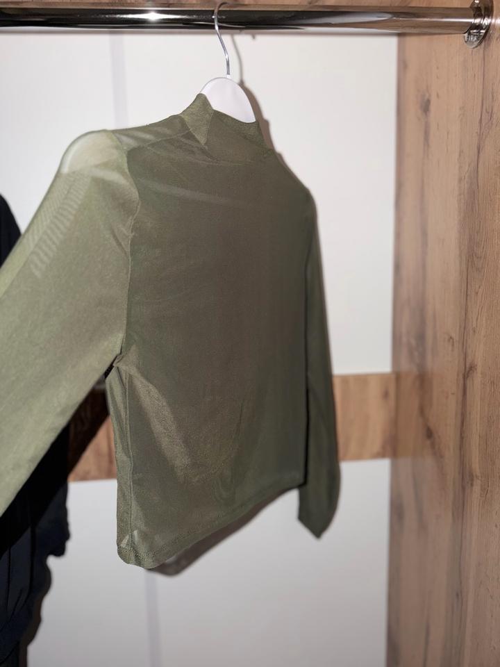 Короткая кофта , сетка