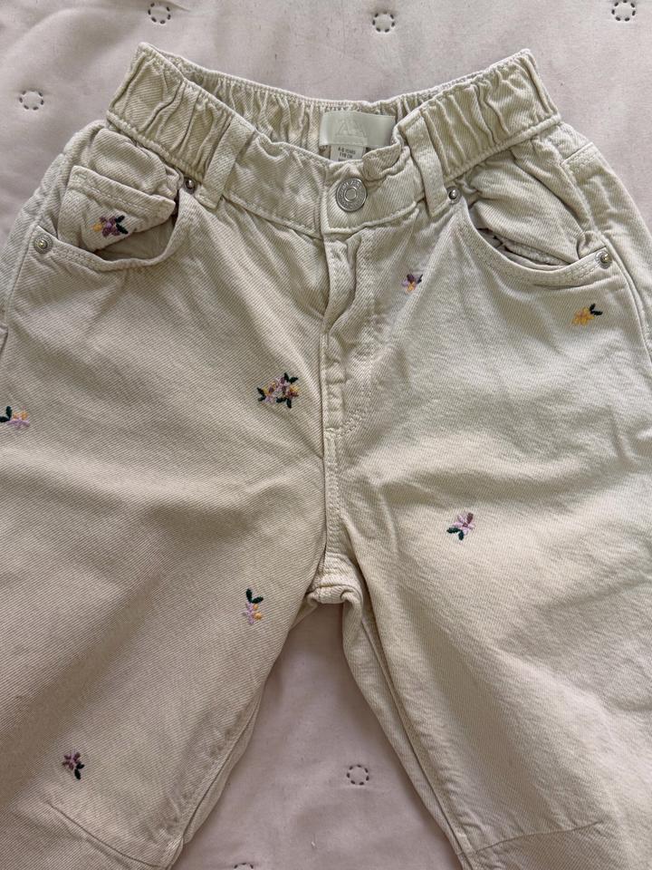 Джинсы Zara
