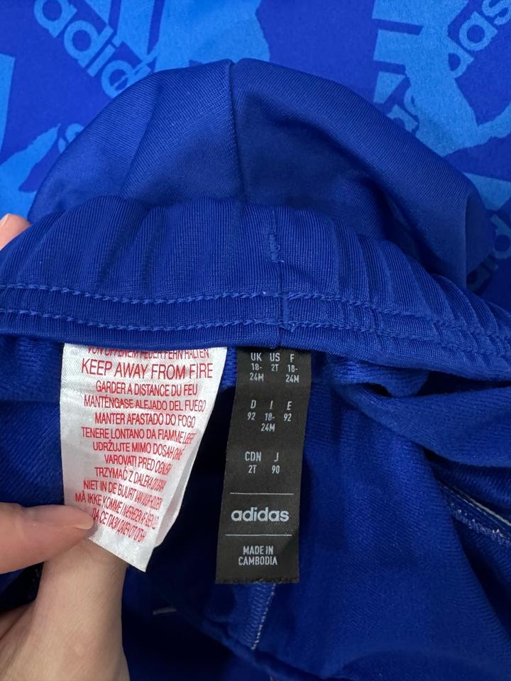 Adidas костюм для мальчика 92