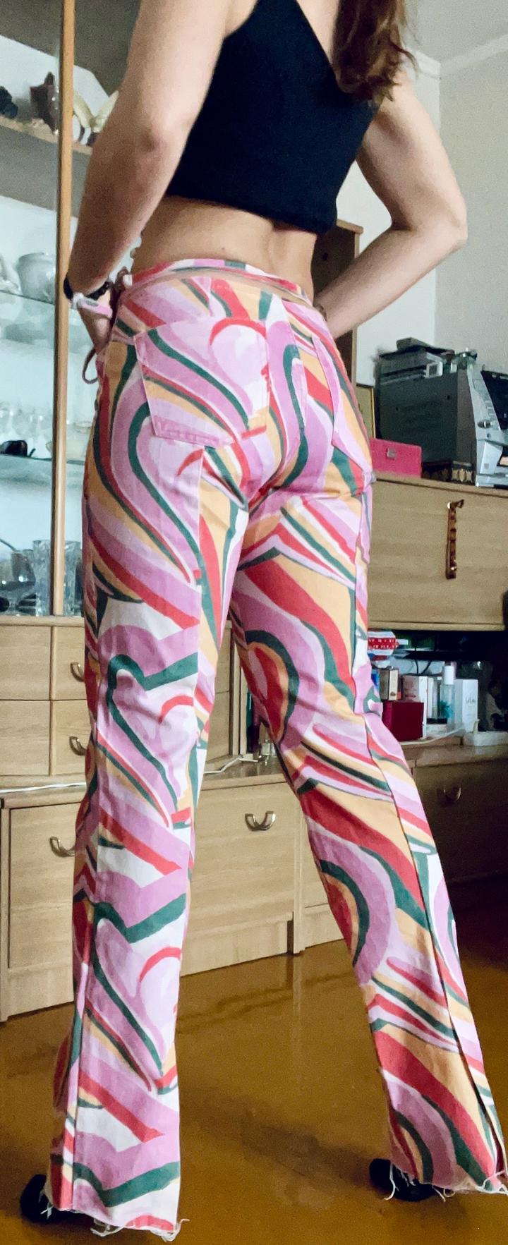 Джинсы-праздник! Психоделический принт в стиле 70-х 🌈 хиппи