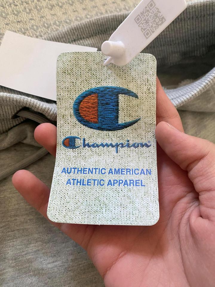 Серые шорты Champion