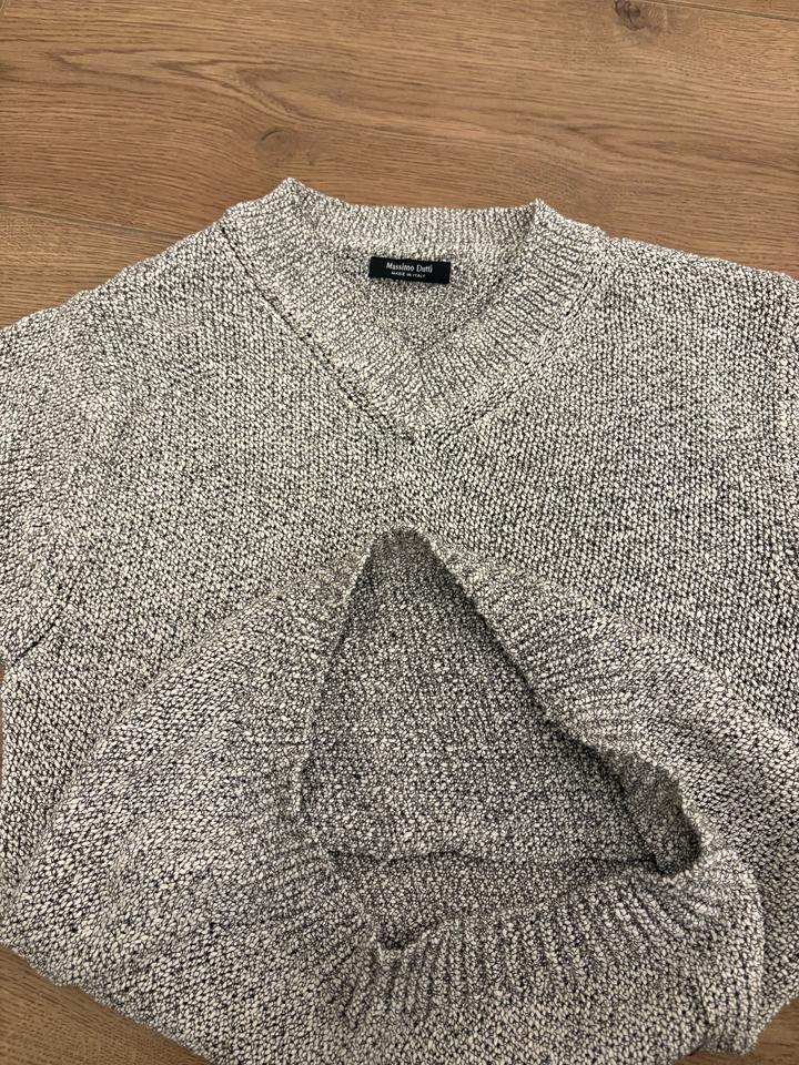 Меланжевый джемпер крупной вязки с V-образным вырезом от Massimo Dutti