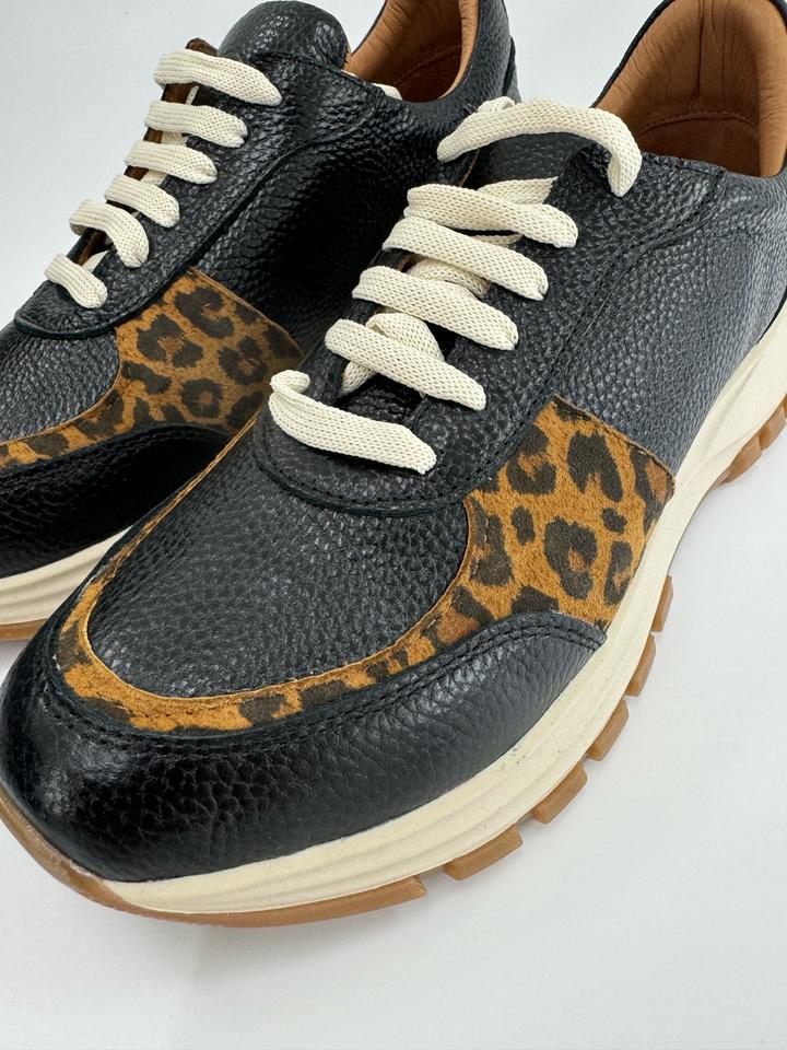 Новые кроссовки натуральная кожа, Турция