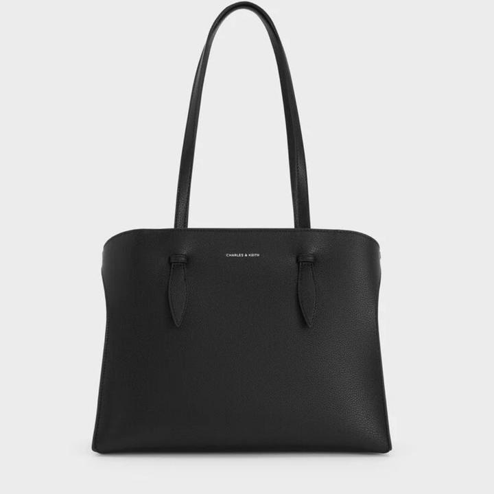 Сумка от CHARLES&KEITH