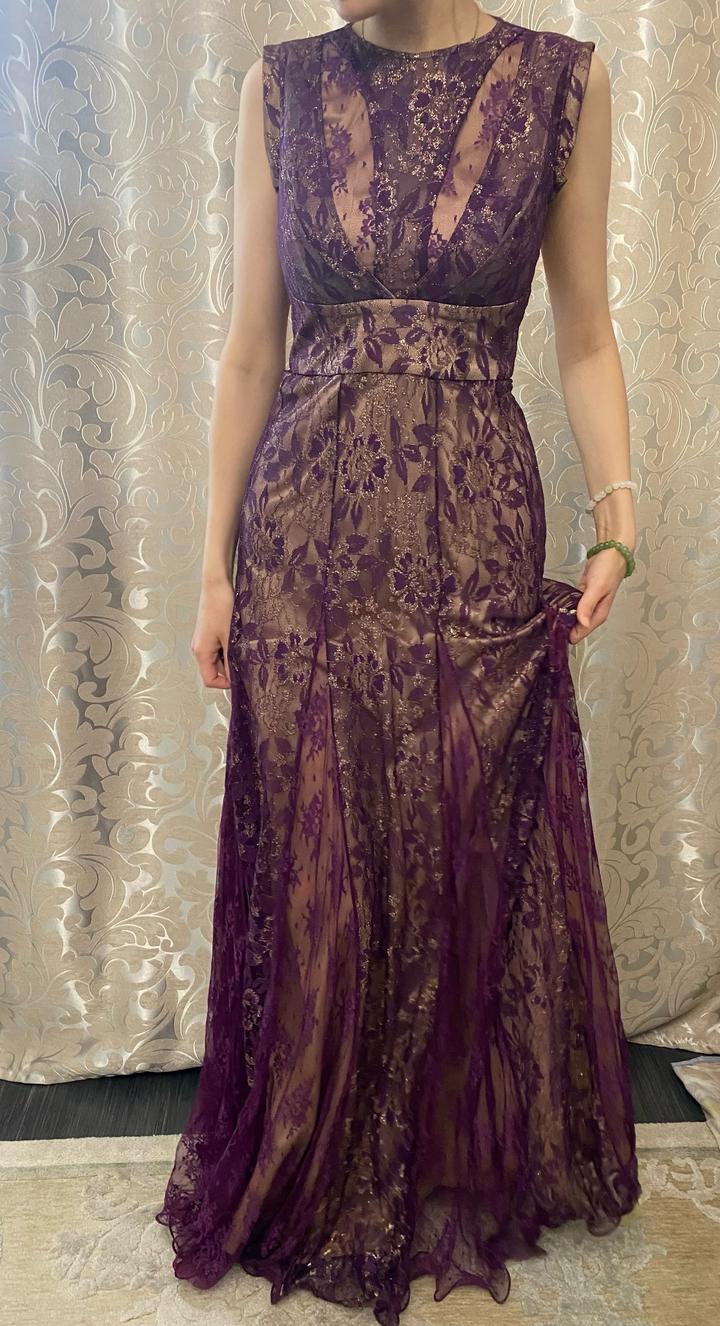 Вечернее платье