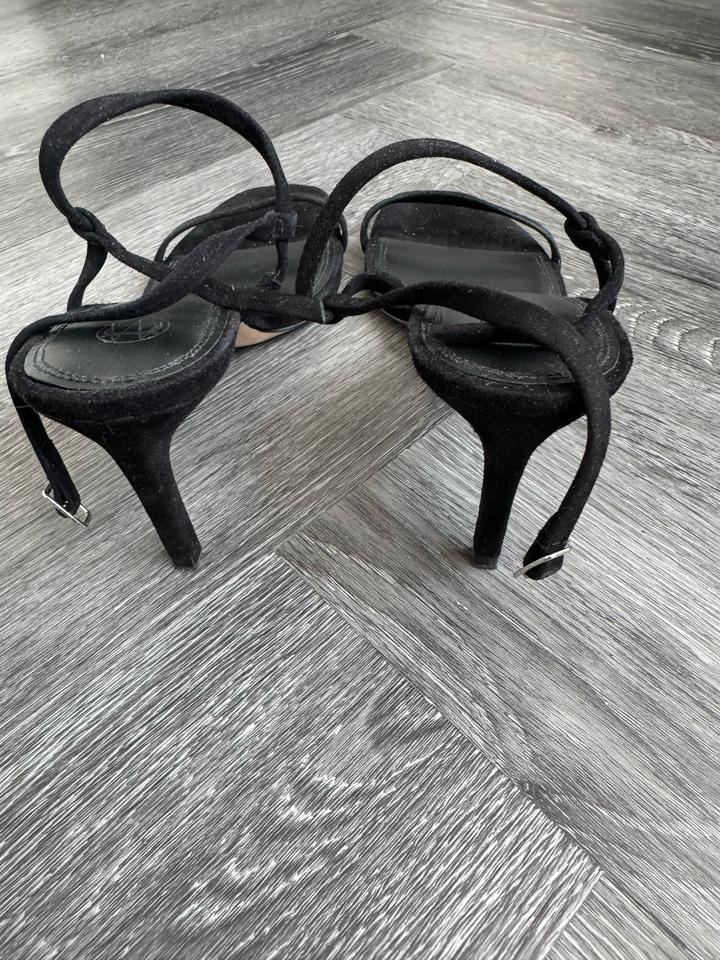 Босоножки от Massimo Dutti