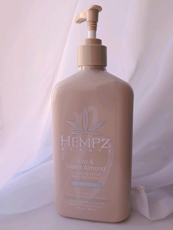 Увлажняющий лосьон для тела HEMPZ