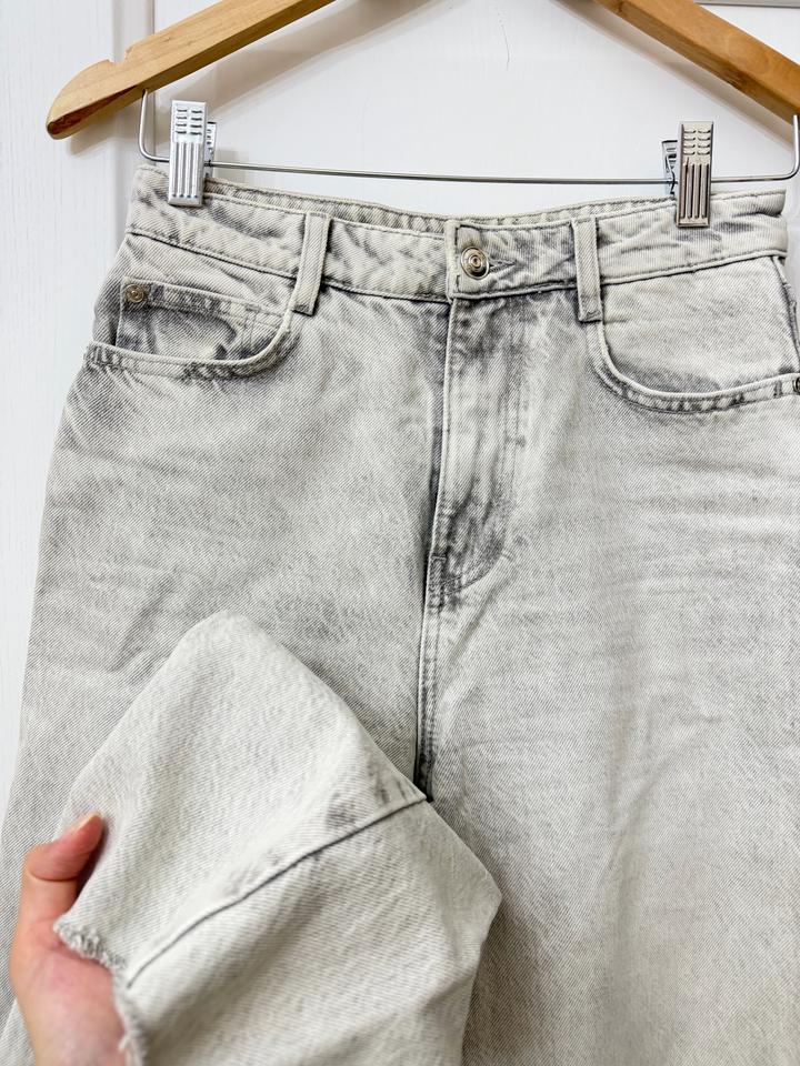 Джинсы Zara