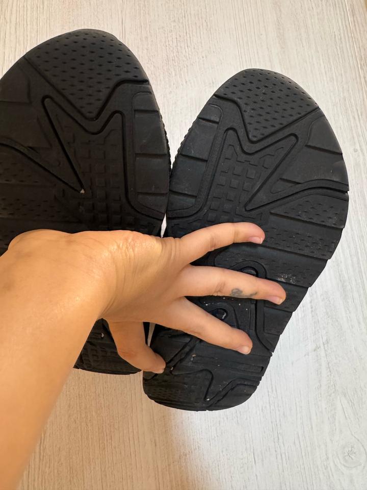 Nike кроссовки детские / подростковые