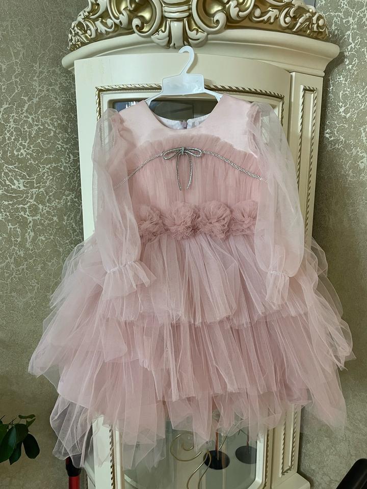 Платье на девочку до 3 х лет