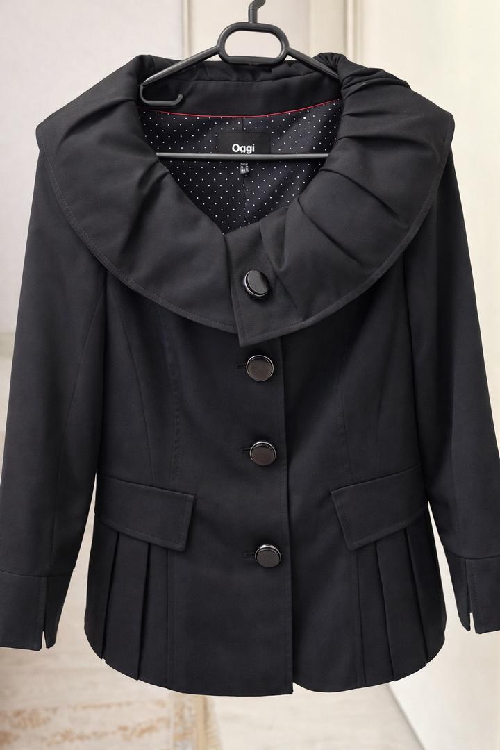 Элегантный женский пиджак