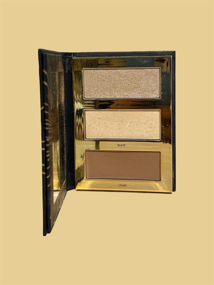 Tarte палетка для лица