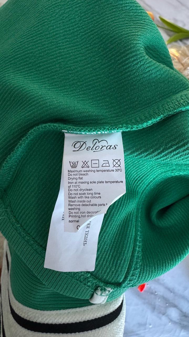 Зеленая двойка для подростков