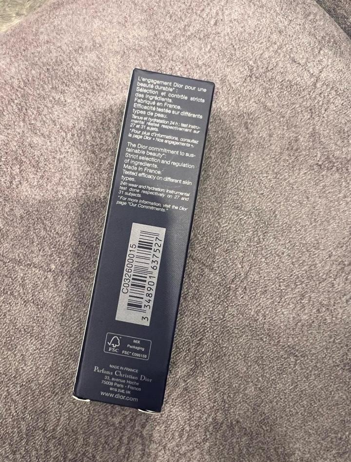 Консиллер Dior