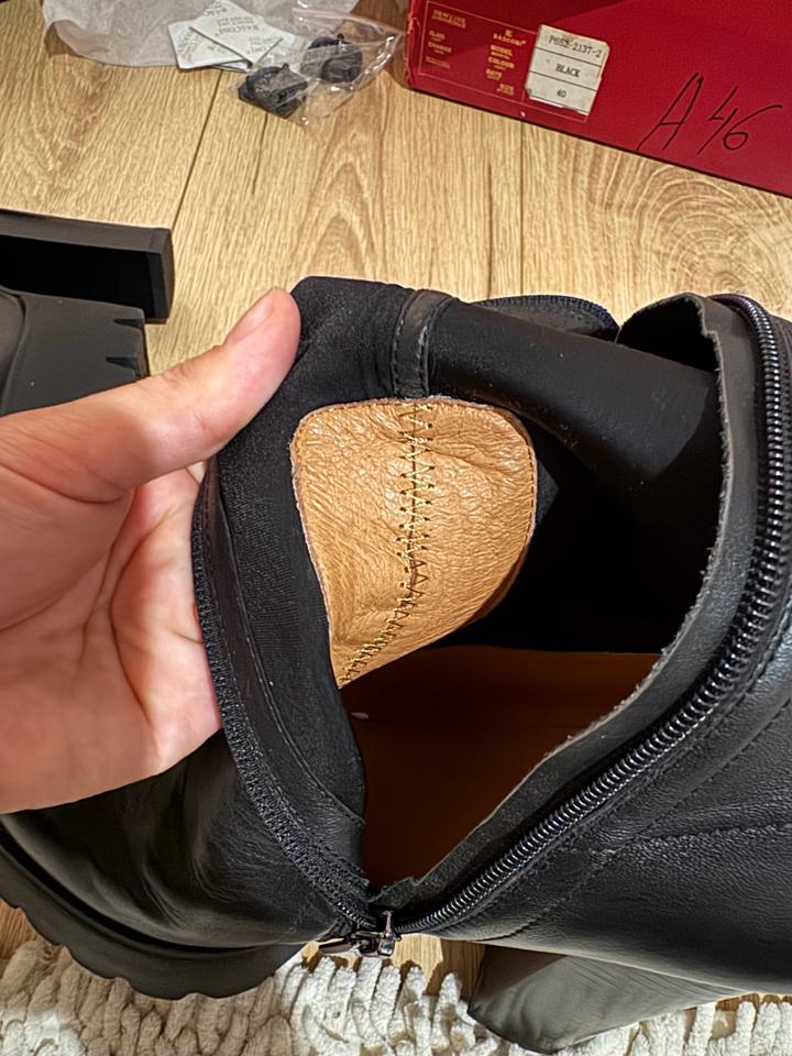 Демисезонные ботфорты от Basconi