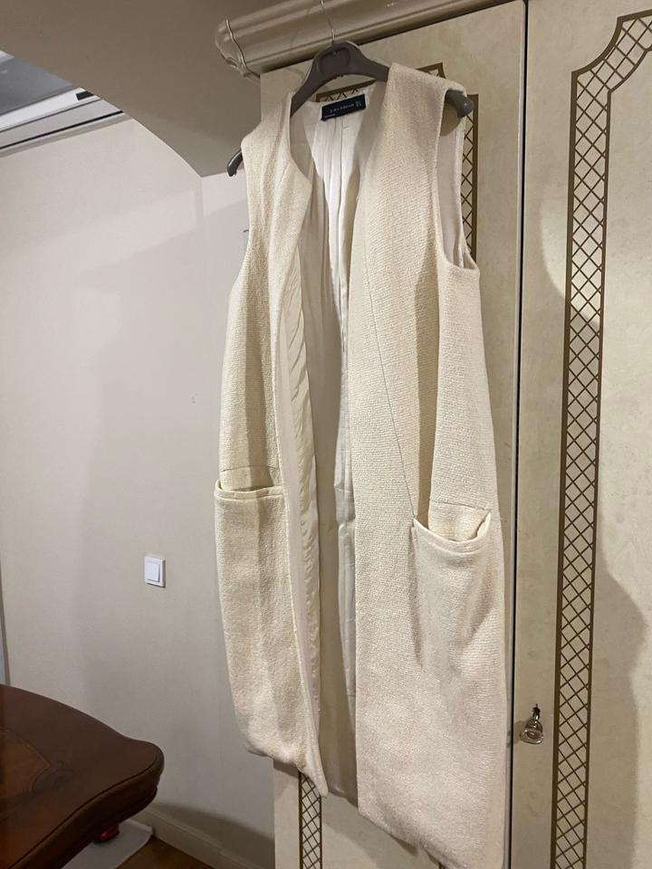 Zara жилетка