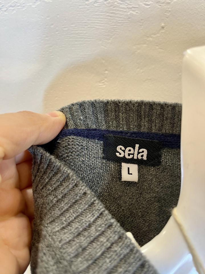 Жилетка серая